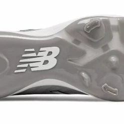 New Balance 4040v5 Metal Spikes – Grey/White (L4040TG5) -Easton Sales products l4040tg5 4