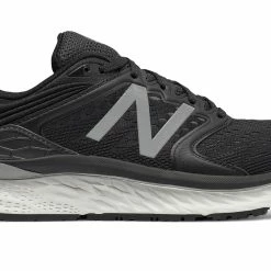 New Balance – Black/White Fresh Foam 1080v8 Running Shoe (M1080BW8)
