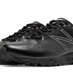 New Balance – Black Turf Umpire Shoe (MU950LK2)